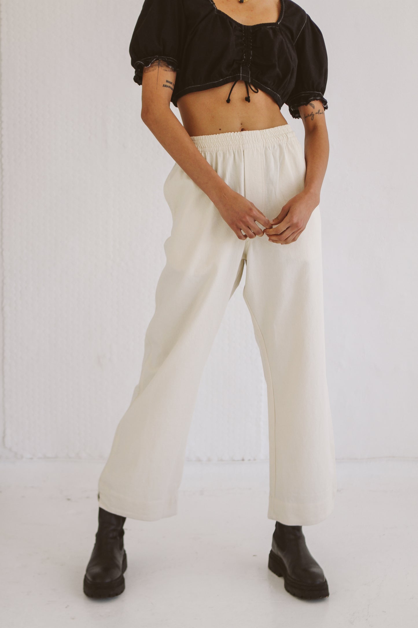 Classic Trousers ― Natural