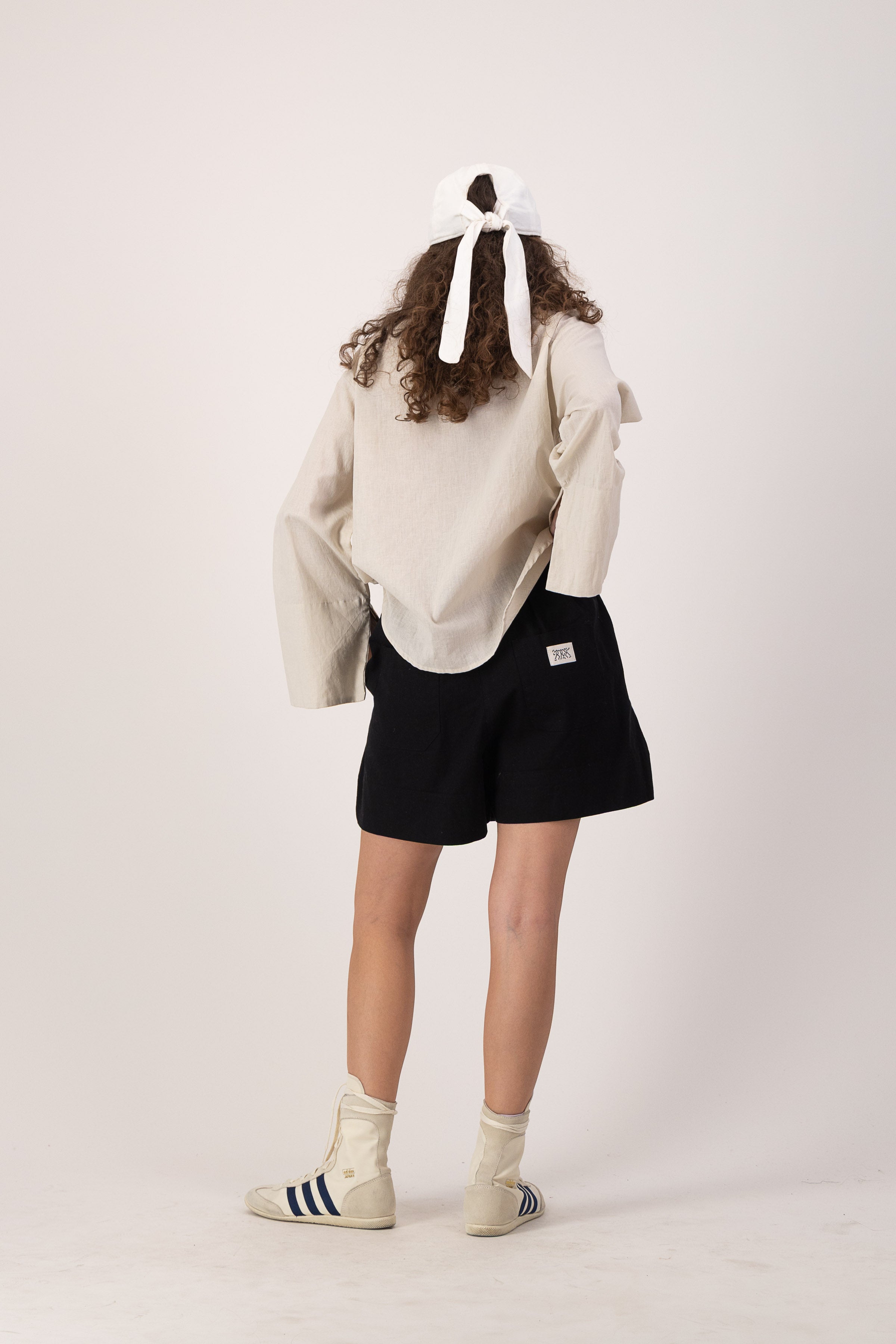 Bow Tie Peak - Cream