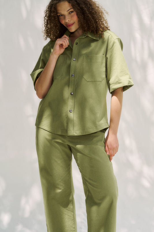 Classic Shirt - Apple